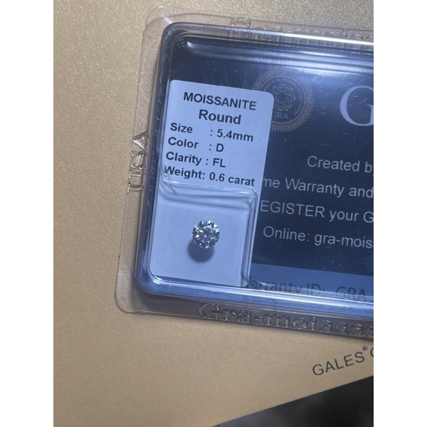 Kim Cương Nhân Tạo Moissanite 5.4mm, Nước D, Độ Sạch FL, Kiểm Định GRA, Tiêu Chuẩn U.S.A