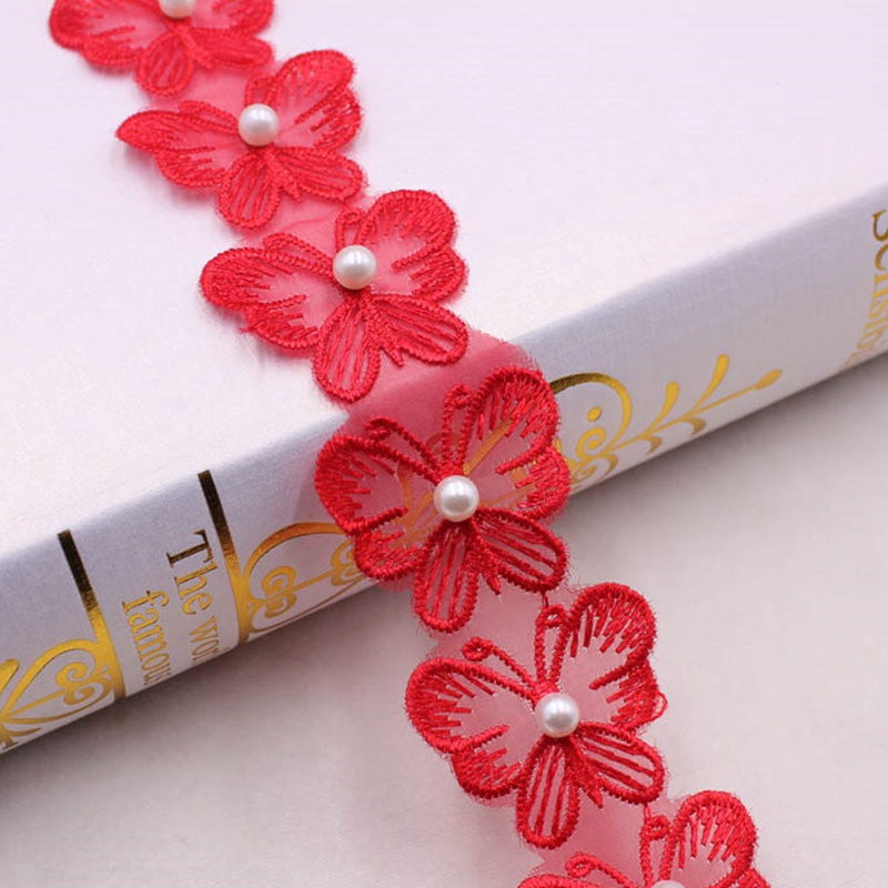 Set 10 Miếng Vải Ren Thêu Hình Hoa Và Bướm Đính Ngọc Trai Dùng May Rèm / Trang Trí Quần Áo DIY