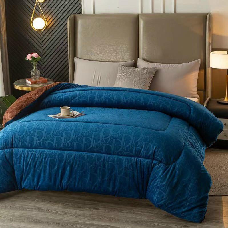 Chăn Tuyết Nhung Mềm Mịn Mùa Đông Chất Nỉ Nhung Dày Đẹp