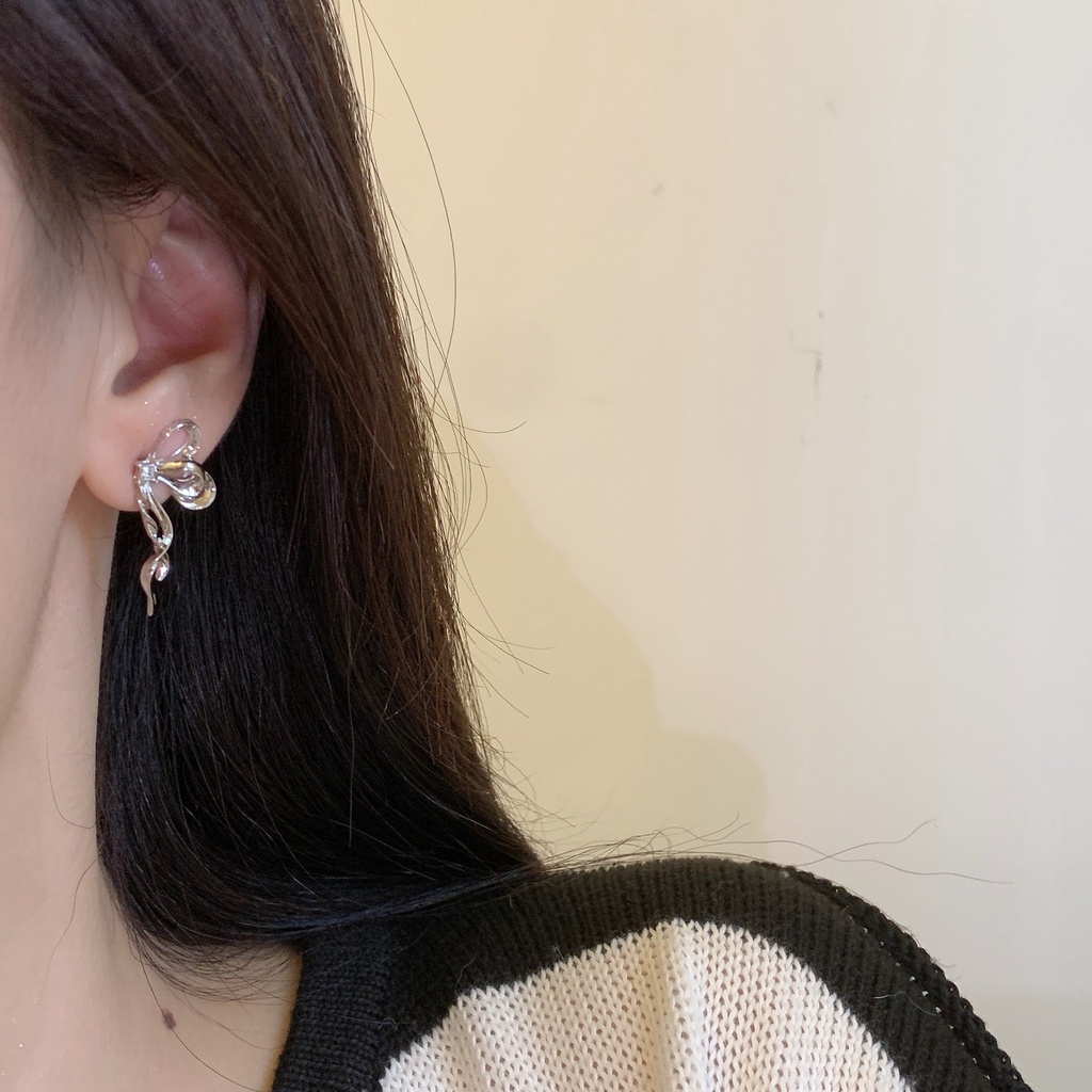 Bông Tai Dạng Kẹp Không Cần Lỗ Hình Học Thắt Nơ Ruy Băng Tối Giản CEa10