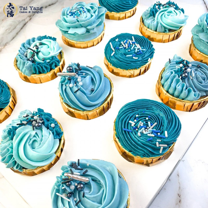 Cup giấy/ Chén giấy cupcake bạc và vàng