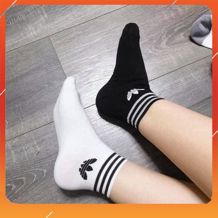 Tất thể thao cổ trung chất liệu sợi dệt cotton cao cấp kiểu dáng năng động họa tiết 3 lá