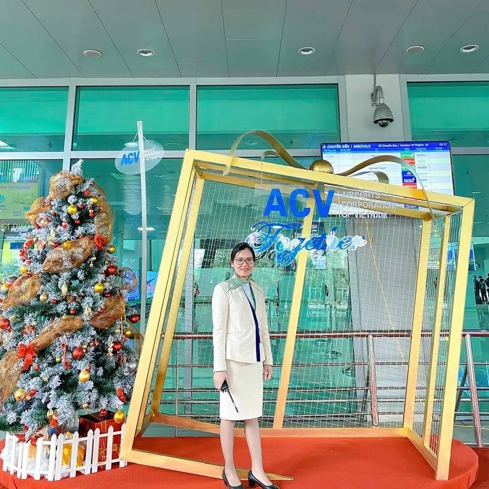 GIÀY MŨI VUÔNG- GÓT VUÔNG ĐỨNG  DA MỀM - CÔNG SỞ TIẾP VIÊN HÀNG KHÔNG NỮ HP STORE