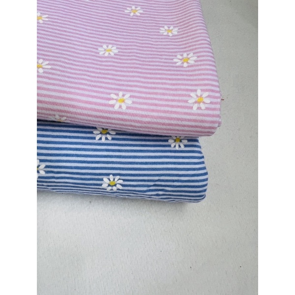 Vải thun cotton 2c Hàn kẻ nhỏ hoa cúc