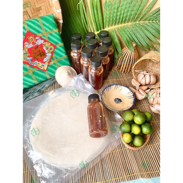 Combo bánh tráng tròn chấm sốt tắc chua cay Mạnh Hùng