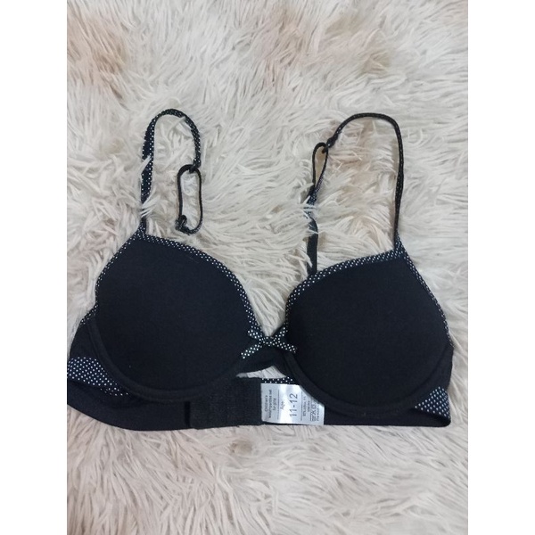 áo lót 38_46kg,áo có gọng,mút mỏng mặc nhà, hoặc size 30 ,32 vừa(k phải vnxk)