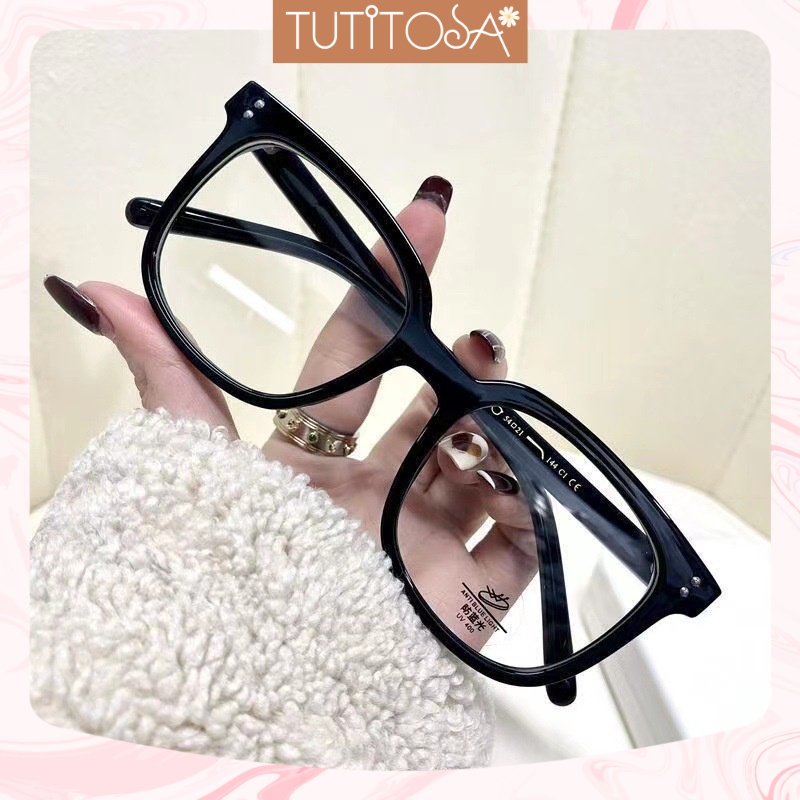 Kính má hồng hot trend thời trang cho nàng tự tin toả sáng