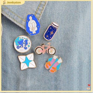{jewelrystore} Huy hiệu cài áo hình chai nước sáng tạo
