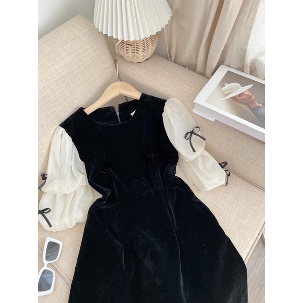 Váy nhung tay voan phồng đính nơ đen