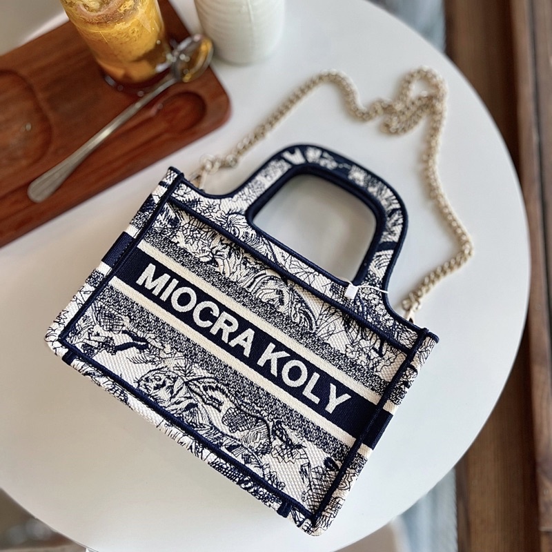 Túi Miocra Koly MK30281 Chính Hãng Dáng Vuông Hoa Văn Cực Sang