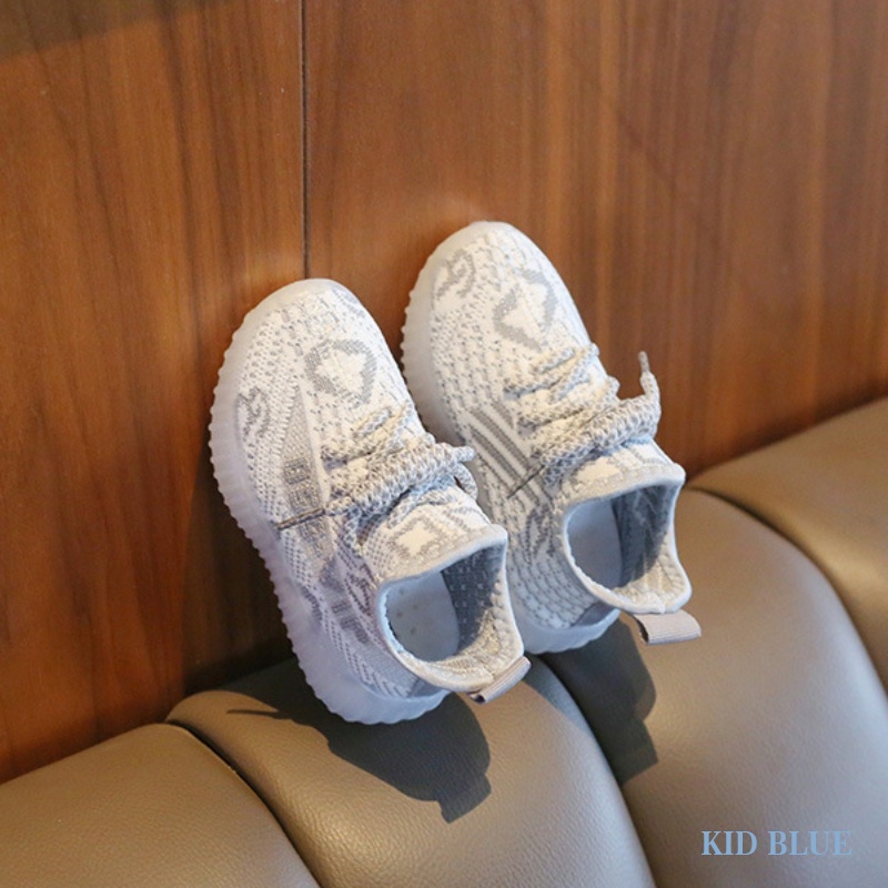 Giày Thể Thao Đế Mềm Thời Trang Dành Cho Trẻ Nhỏ