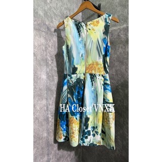 Đầm sát nách dáng xoè xuất dư