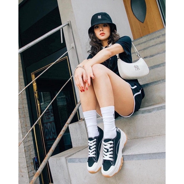 Túi kẹp nách MLB