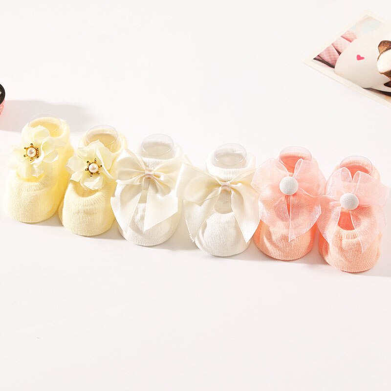Set 3 Đôi Tất Cotton Chống Trượt Đính Nơ Dễ Thương Cho Bé