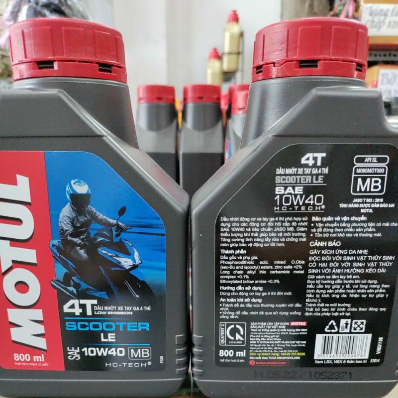 DẦU NHỚT XE TAY GA 4 THÌ MOTUL 800ML