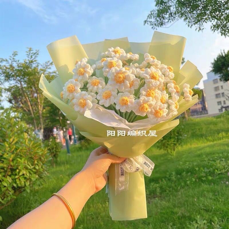 Bó hoa cúc daisy dệt kim 20 bông ngọt ngào handmade móc tay chất lệu len milk cotton làm quà tặng, decor trang trí nhà