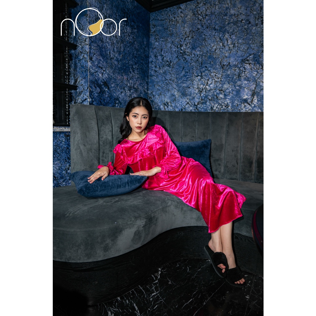 Váy nhung mịn mượt Iris - NV547