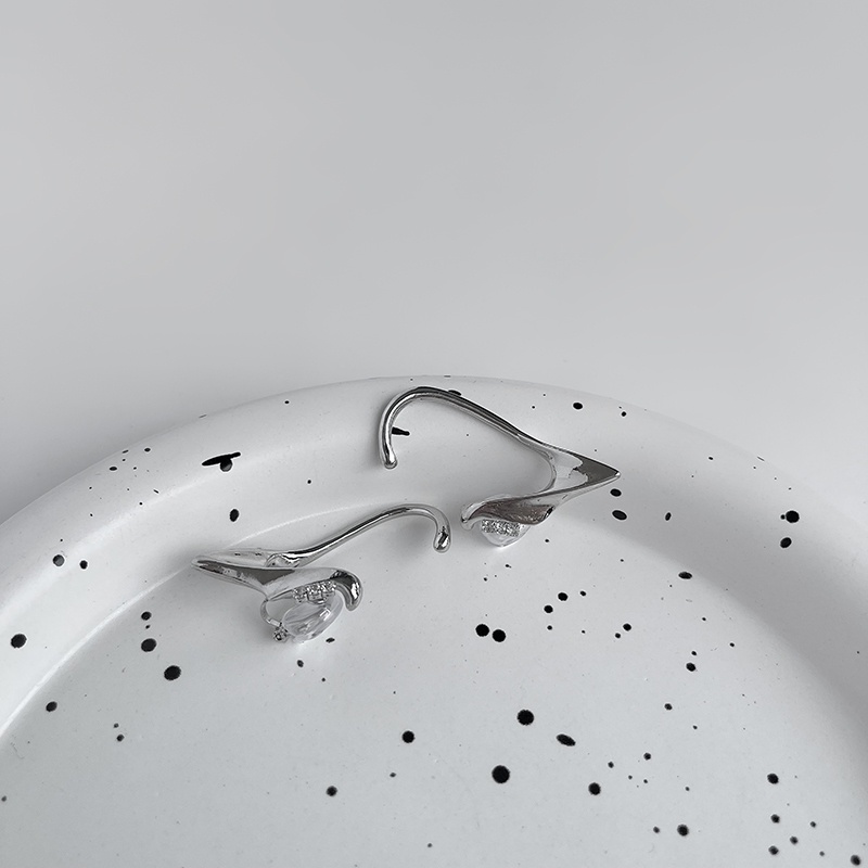 Elf earrings Korean fashion Joker simple niche design ear clip without ear holes