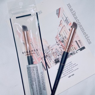 Cọ Che Khuyết Điểm Vùng Mắt Vacosi Highlight Diffuser Brush - E10