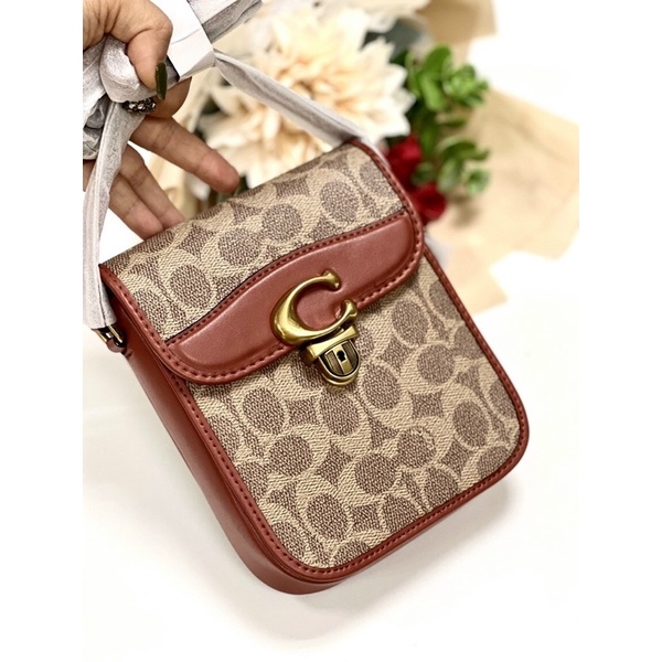 Túi đựng điện thoại Coach siêu cưng 💥