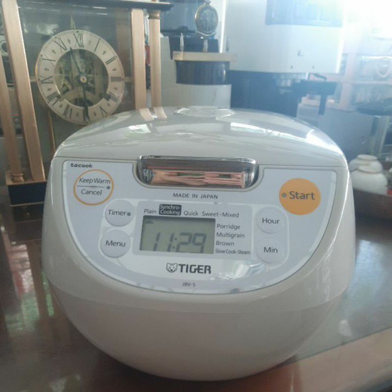 Thanh lý nồi Tiger /NO.JBV-S10V chính hãng.