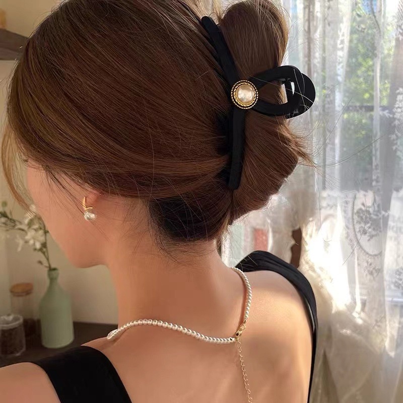 Kẹp Tóc Đính Hoa Trà Đen Thời Trang Hàn Quốc