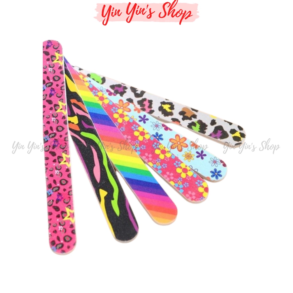 Dũa móng tay giấy 2 mặt họa tiết nhiều màu dài 17cm - Giao mẫu ngẫu nhiên