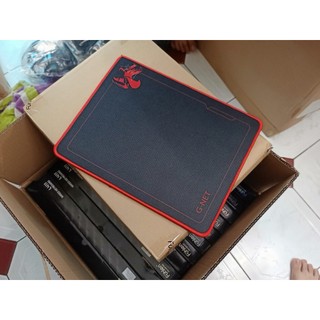 Lót chuột Gnet màu đỏ mặt sần new