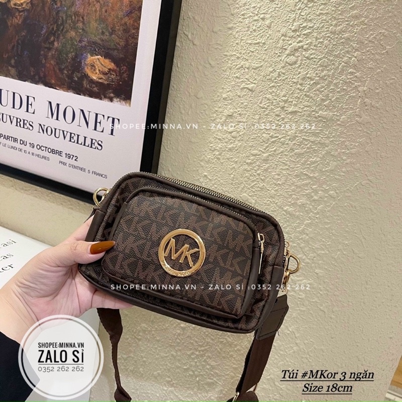 Túi đeo chéo logo tròn dáng ngang 3 ngăn kéo khoá