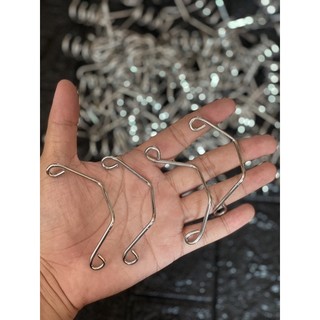 Pát giữ bình dầu tay thắng inox304