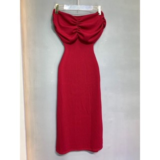 D169 - Đầm maxi trễ vai nhún
