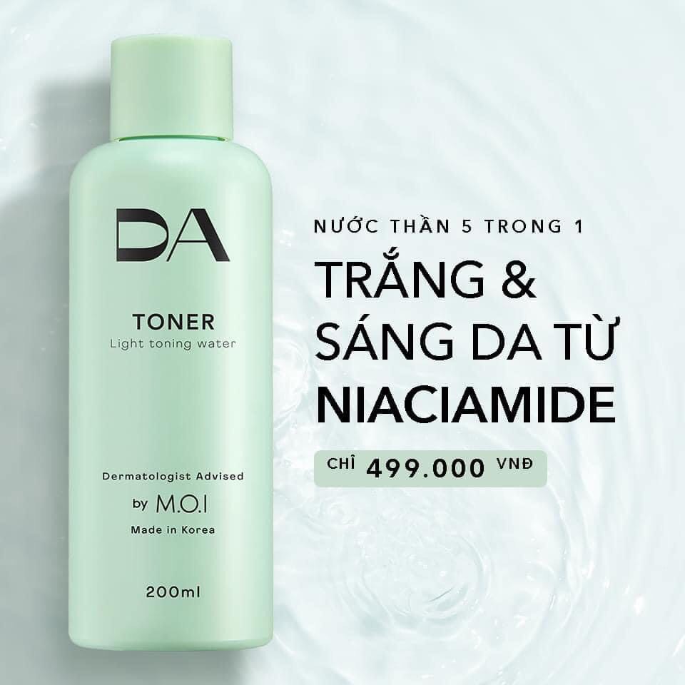 COMBO NƯỚC THẦN  200ML+ 1 SỮA RỬA MẶT 200ML DA BY M.O.I . BÁC SĨ DA LIỄU KHUYÊN DÙNG CHO DA NHẠY CẢM NHẤT LÀNH TÍNH
