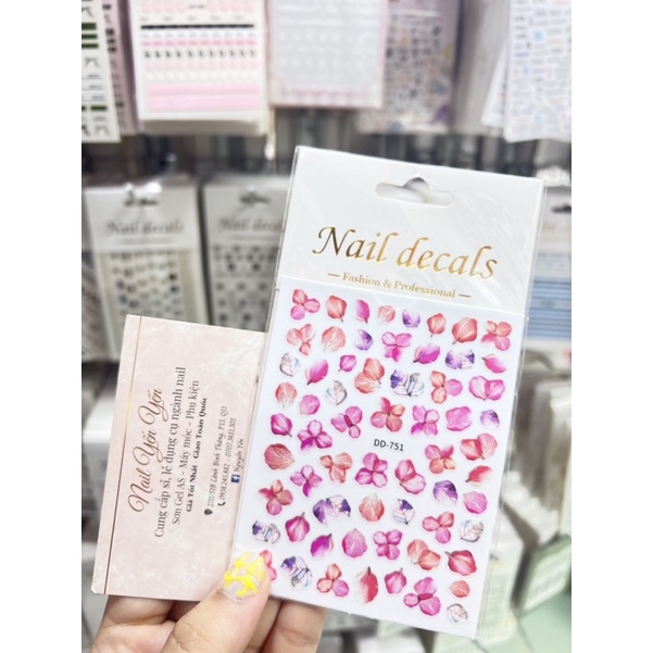 Sticker hoa dán móng nail