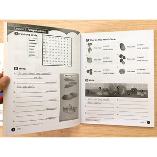 Sách - Everybody Up 3 bản 2nd edition