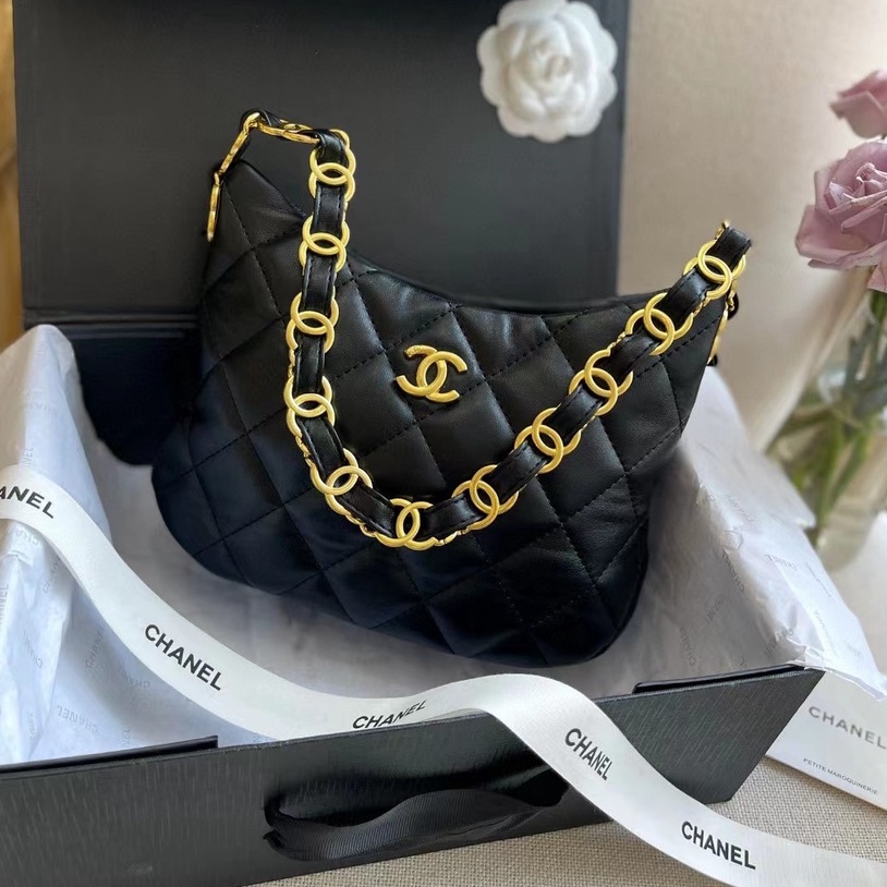 Túi Xách Da Cừu Đính Đá Phối Dây Xích Đeo Vai Sành Điệu Cho Nữ777777