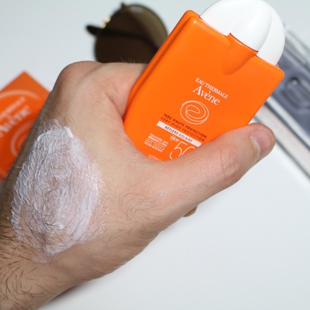 Kem chống nắng avene 100ml spf 50 dành cho dân chơi thể thao ngoài trời