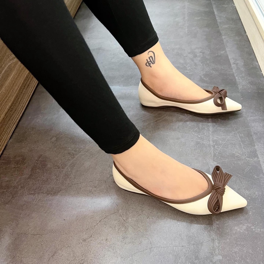 Búp Bê Mũi Nhọn Nơ Thắt BU1514