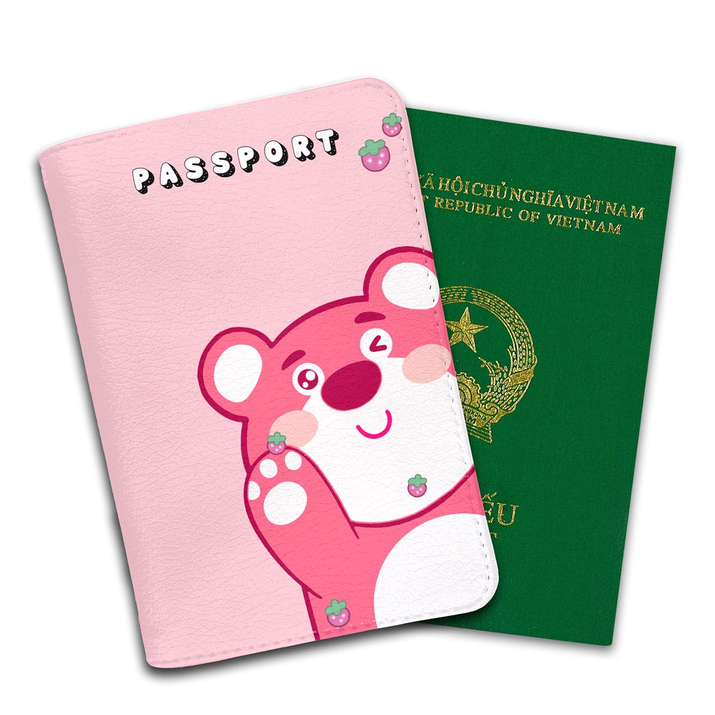 Bao Da Hộ Chiếu - Ví Đựng Passport Du Lịch ( in tên cá nhân ) Gấu Dâu - Disney Tsum Tsum - Lotso - PPT213 STORMBREAKER