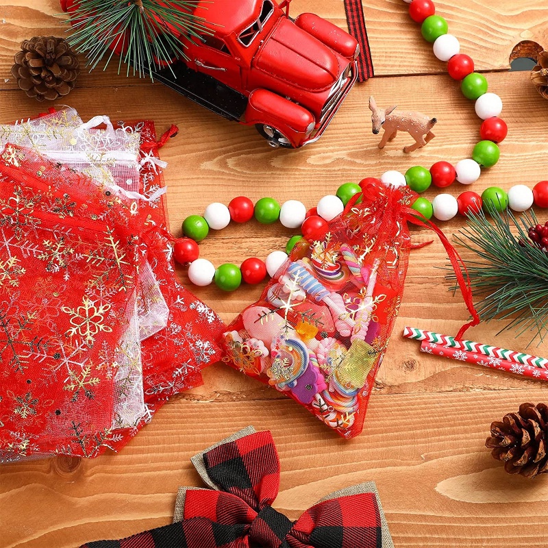 Bộ 10 Túi Dây Rút Bằng Lá Vàng / Bạc Họa Tiết Bông Tuyết Dùng Đựng Kẹo / Trang Sức / Quà Giáng Sinh