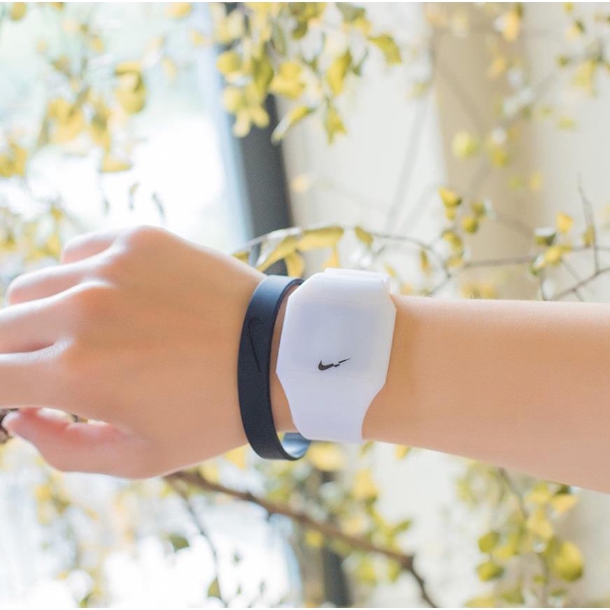 Nlke Vòng Tay Thể Thao Màu Trơn Hình Ngôi Sao Bóng Rổ NBA Cho Cặp Đôi