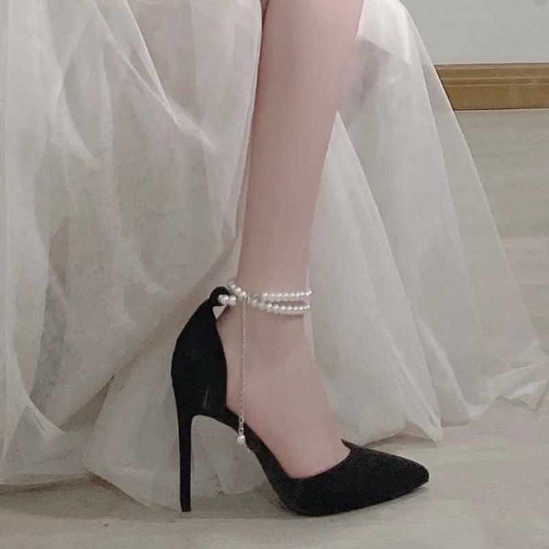 Giày Cao Gót Mũi Nhọn Cao Gót Phối Dây Đeo Ngọc Trai Phong Cách Thần Tiên Mùa Xuân Thu Hàng Mới Có Sẵn