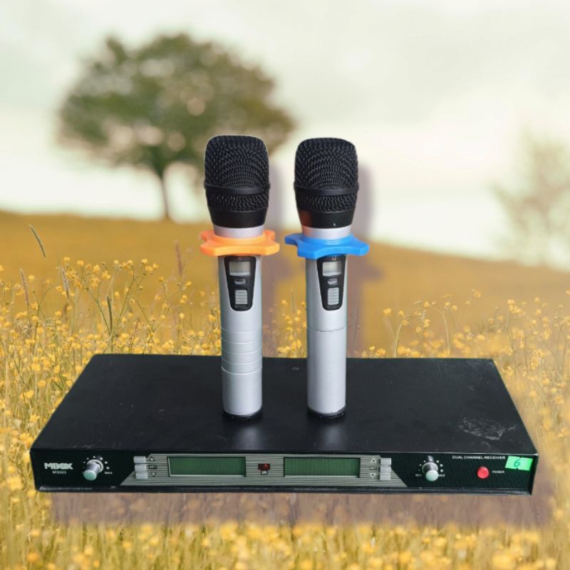Mic bãi xịn không hay tặng luôn mic