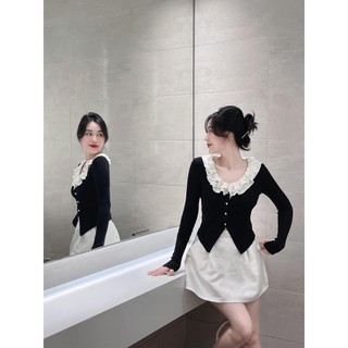 Áo thun zip đen cổ bèo trắng