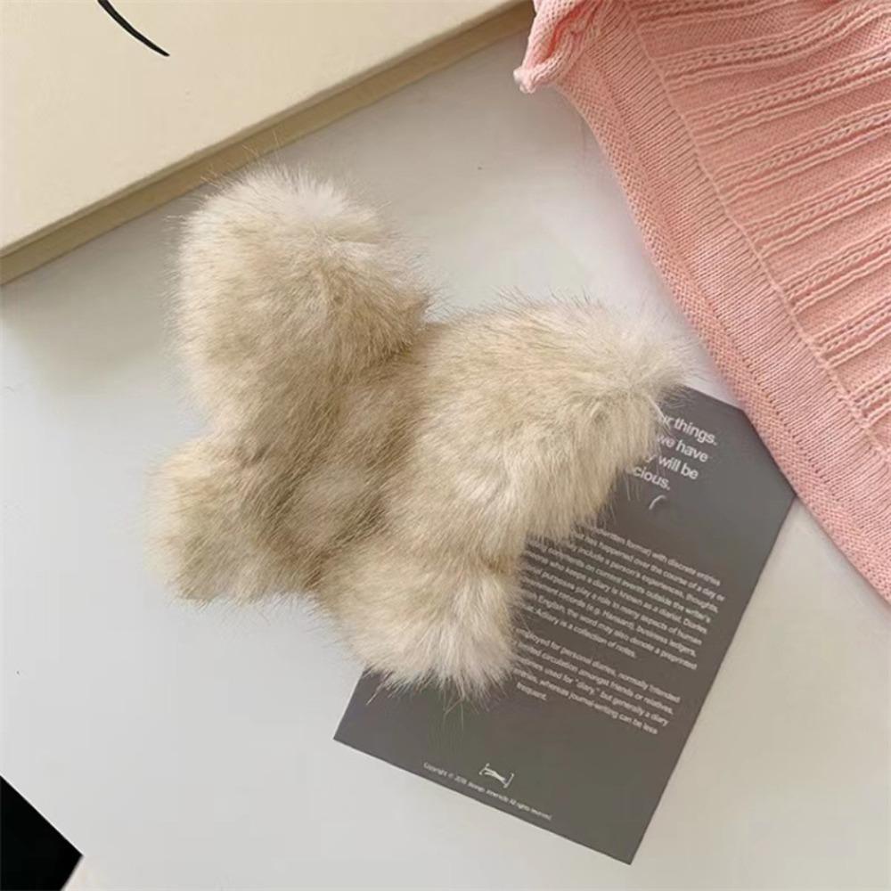 Kẹp Tóc Hình Bướm / Cá Mập Phủ Lông Phong Cách Hàn Quốc Ngọt Ngào Cho Nữ
