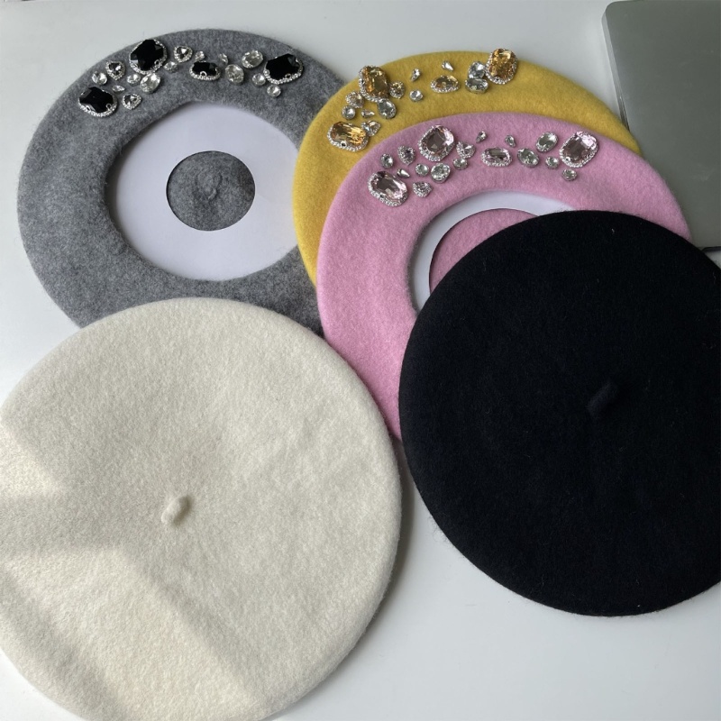 Mũ Beret Đính Đá Thời Trang Cho Nữ