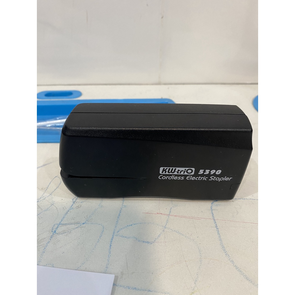 Máy bấm kim tự động dùng pin KW-triO 05390/5392 made in Taiwan giá tốt