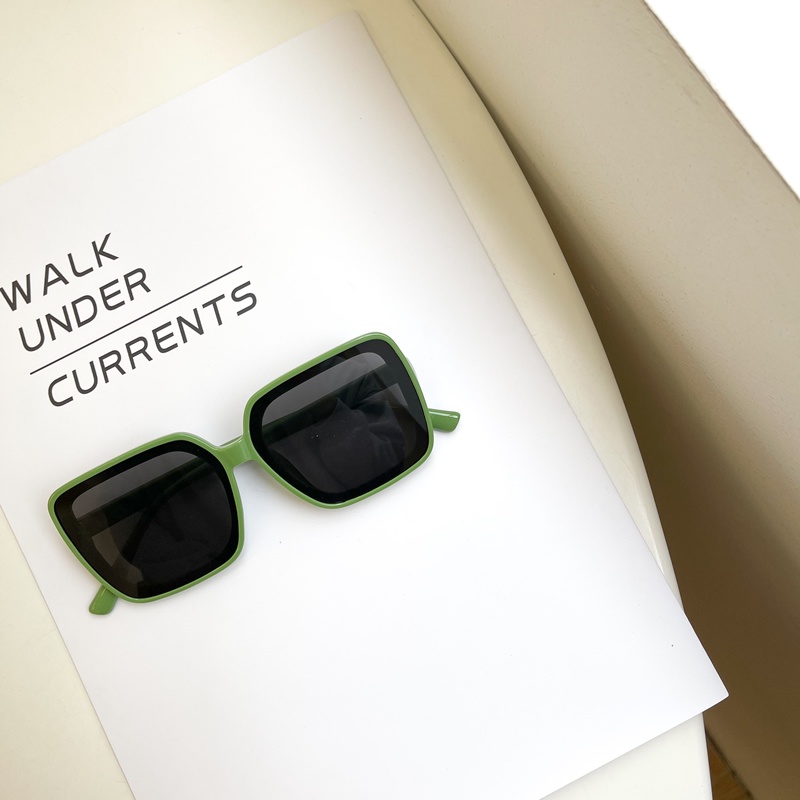 Kính Mát Gọng Vuông Lớn Chống Tia UV Thời Trang Cho Nữ