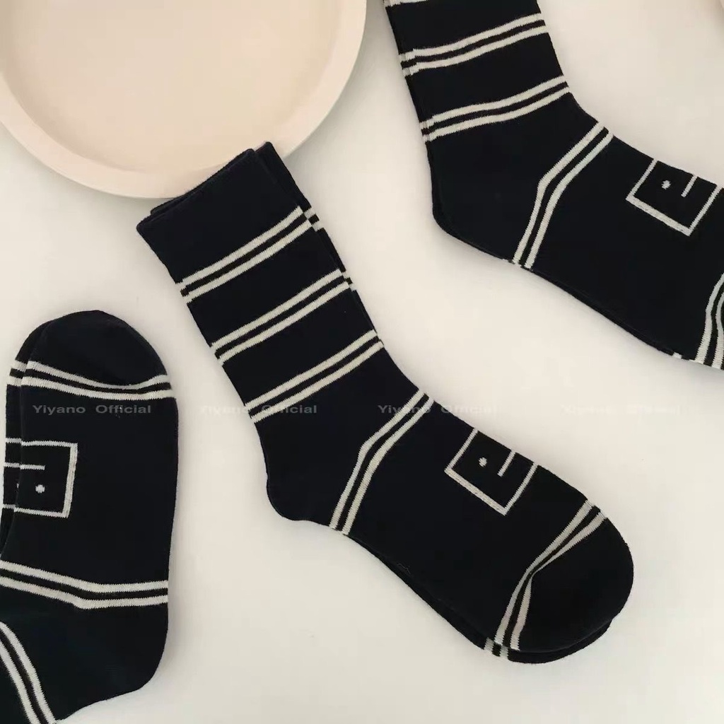 Đôi Vớ Cổ Trung Kẻ Sọc Màu Trơn In Hình Mặt Cười Phong Cách Hàn Quốc Thời Trang Cho Học Sinh