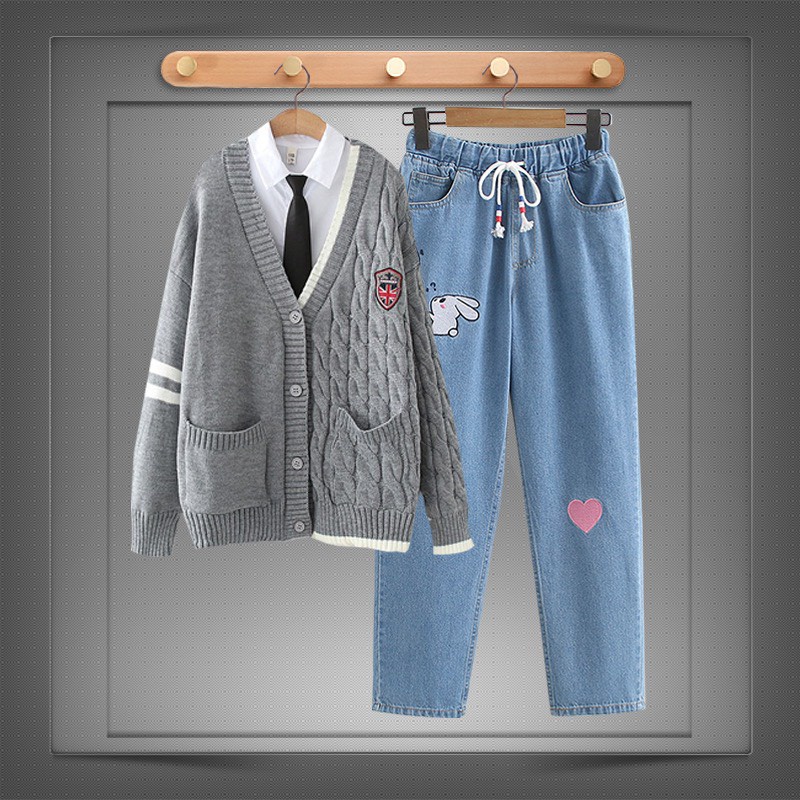 Áo Khoác Cardigan Phối Cúc Huy HiệuThiết Kế Trơn Dày Dặn Form Rộng Unisex Sang Trọng