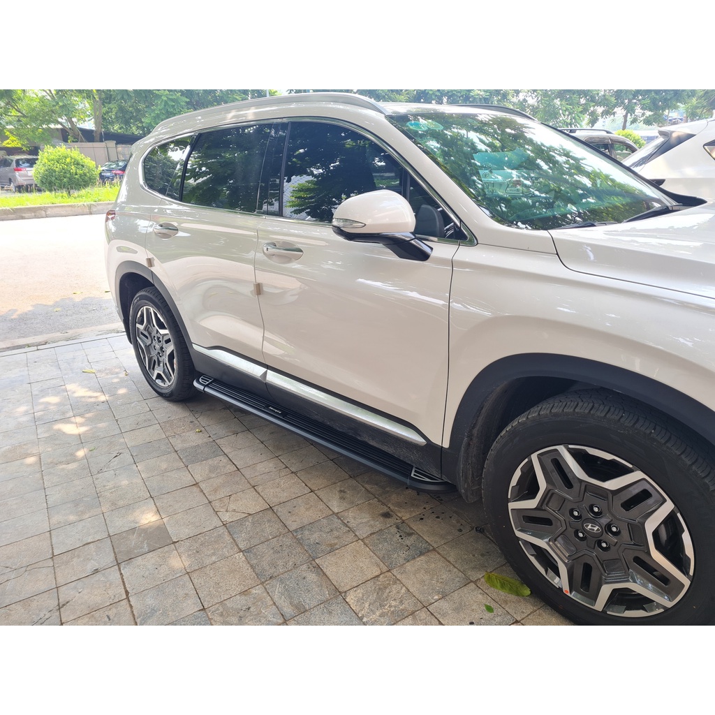 Bậc lên xuống, bệ bước chân xe Hyundai SantaFe 2006-2022+. Mẫu Cao cấp Nhôm đúc nguyên khối